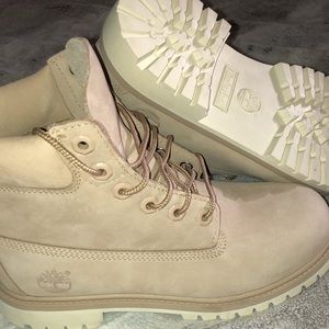 Timberlands (bone marrow color)
